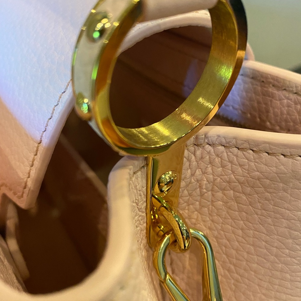 NWT 2022 Louis Vuitton Pink Capucines BB w/Flower Logo on Front in Pink/White - Picture 10 of 12